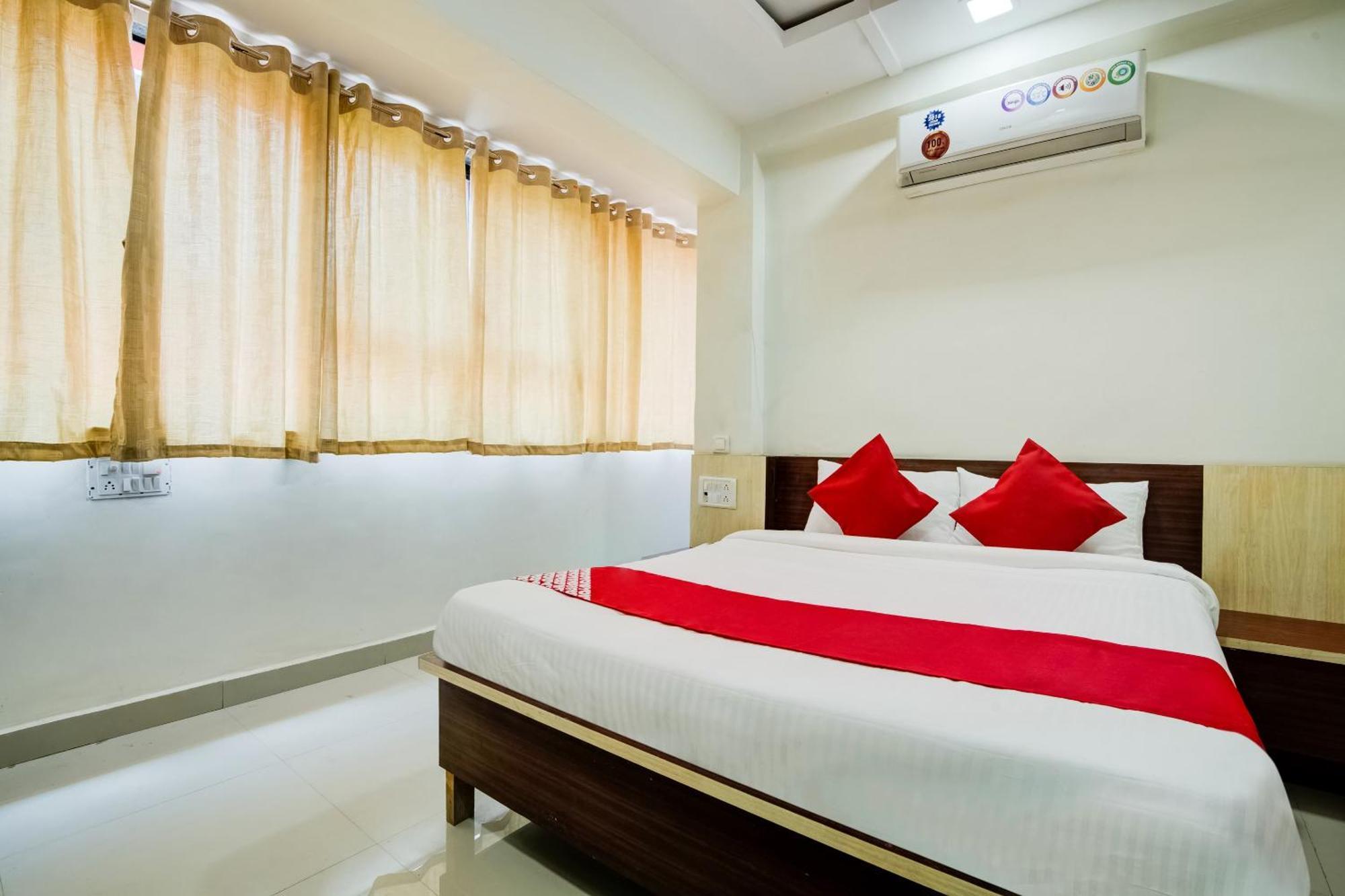 נאווי מומבאי Hotel O Kunal Palace מראה חיצוני תמונה